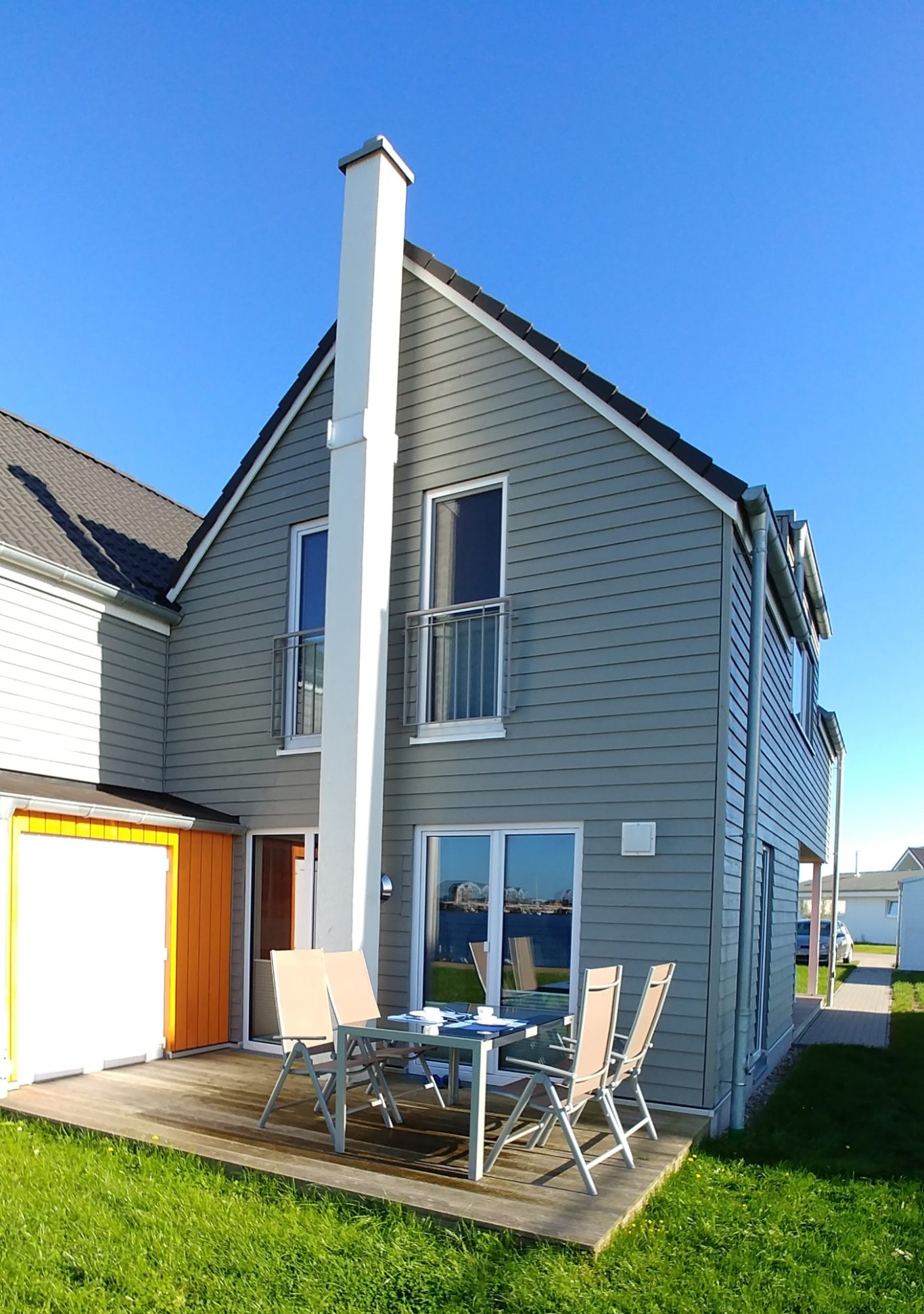 Terrasse Wasserseite